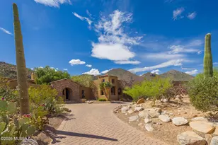 14225 N Rocking Ridge Ct, Marana, AZ 85658 - Photo 2