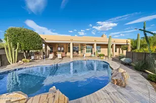 12323 N Tall Grass Dr, Oro Valley, AZ 85755 - Photo 2