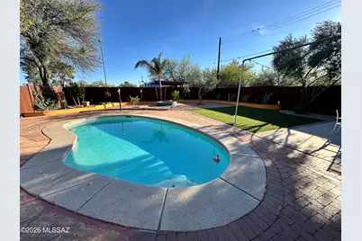 5836 E Lee Street, Tucson, AZ 85712 - Photo 2