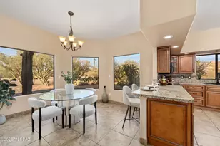 12801 N King Air Dr, Oro Valley, AZ 85755 - Photo 14