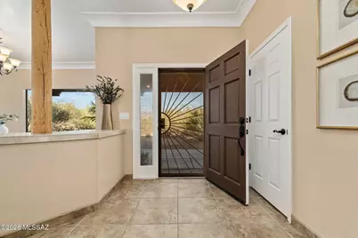 12801 N Kingair Drive, Oro Valley, AZ 85755 - Photo 2