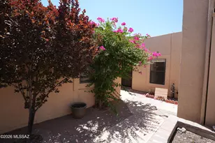 745 W Sunlight Ln, Tucson, AZ 85704 - Photo 4