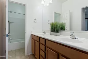 9639 N Melandra Way, Marana, AZ 85653 - Photo 32