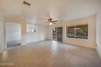 9181 E Sugar Sumac Street, Tucson, AZ 85747 - Photo 18