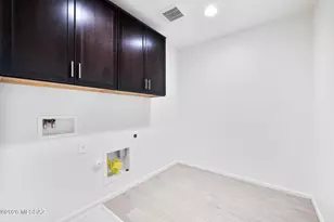 7801 S Walnutview Dr, Tucson, AZ 85757 - Photo 28
