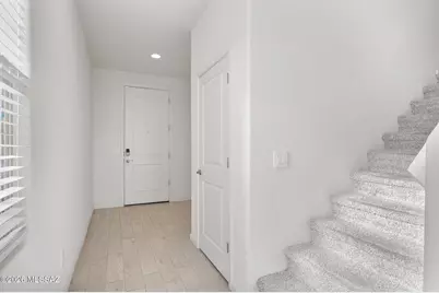 7801 S Walnutview Drive, Tucson, AZ 85757 - Photo 10