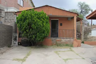 266 W Elm St, Nogales, AZ 85621 - Photo 2