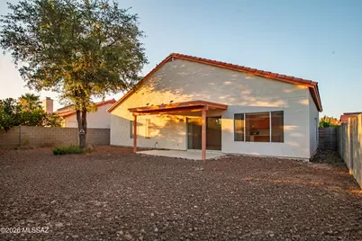 9413 N Warbler Place, Tucson, AZ 85742 - Photo 12