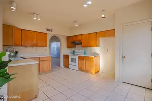 9413 N Warbler Pl, Tucson, AZ 85742 - Photo 18