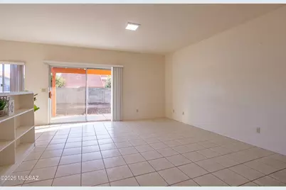 9413 N Warbler Place, Tucson, AZ 85742 - Photo 16