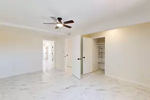 9051 E Cooper St, Tucson, AZ 85710 - Photo 18