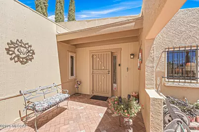 970 W Camino Sagasta, Green Valley, AZ 85622 - Photo 4