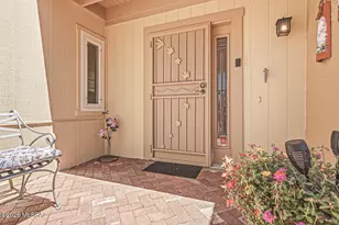 970 W Camino Sagasta, Green Valley, AZ 85622 - Photo 6