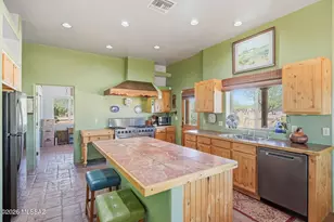 275 W Silver Sky Pl, Green Valley, AZ 85614 - Photo 16
