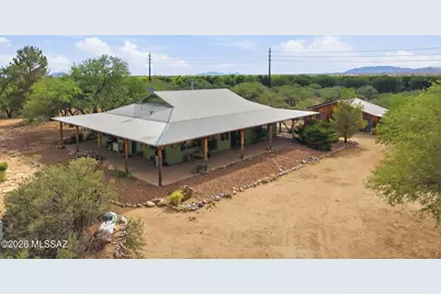 275 W Silver Sky Place, Green Valley, AZ 85614 - Photo 2