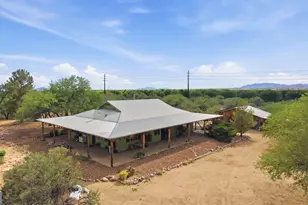 275 W Silver Sky Pl, Green Valley, AZ 85614 - Photo 2
