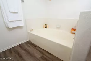 8521 N Spring Creek Dr, Tucson, AZ 85742 - Photo 20
