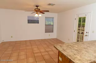 8521 N Spring Creek Dr, Tucson, AZ 85742 - Photo 14