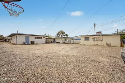 138 W District Street, Tucson, AZ 85714 - Photo 4