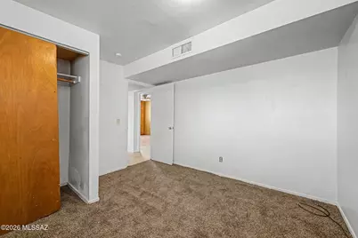 138 W District Street, Tucson, AZ 85714 - Photo 12