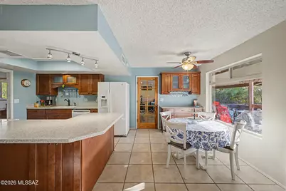 6851 N Machiavelli Way, Tucson, AZ 85741 - Photo 18