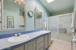 12340 W Vegas Dr, Tucson, AZ 85736 - Photo 14