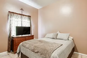 1998 S Sylvester Dr, Tucson, AZ 85713 - Photo 18