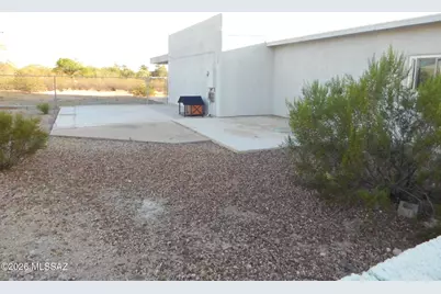 10015 E Fort Lowell Road, Tucson, AZ 85749 - Photo 44