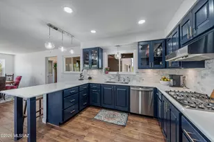 10015 E Fort Lowell Rd, Tucson, AZ 85749 - Photo 16