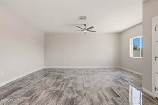 642 W Florence St, Tucson, AZ 85705 - Photo 8