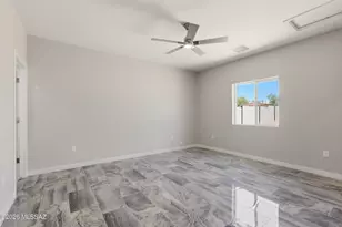 642 W Florence St, Tucson, AZ 85705 - Photo 10