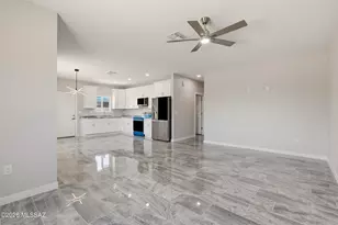 642 W Florence St, Tucson, AZ 85705 - Photo 24