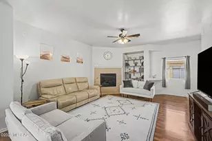 5465 W Bandtail Ct, Marana, AZ 85658 - Photo 2