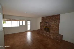 3957 E Hampton Pl, Tucson, AZ 85712 - Photo 2