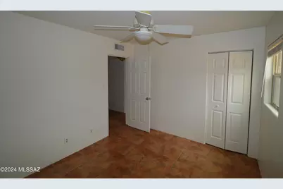 3957 E Hampton Place, Tucson, AZ 85712 - Photo 8