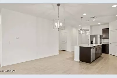 5129 W Bowen House Road, Tucson, AZ 85757 - Photo 2