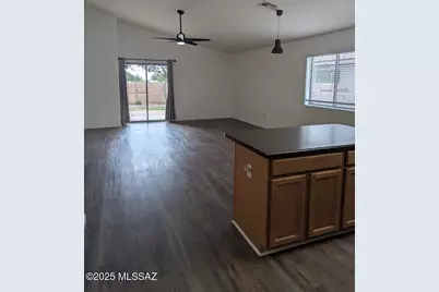 11483 W Magic Song Street, Marana, AZ 85658 - Photo 8
