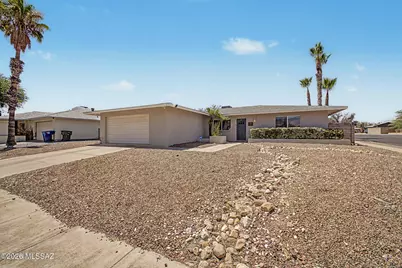 7550 E Rio Verde Drive, Tucson, AZ 85715 - Photo 2