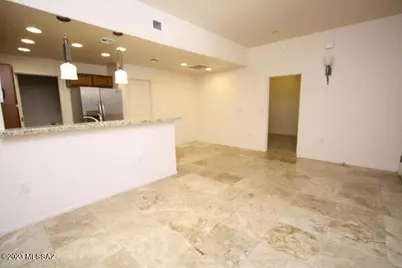2010 E River Road #101, Tucson, AZ 85718 - Photo 2