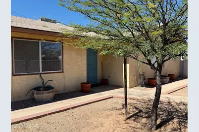 4086 E Montecito Street, Tucson, AZ 85711 - Photo 2