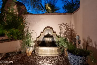 5600 E Finisterra, Tucson, AZ 85750 - Photo 10