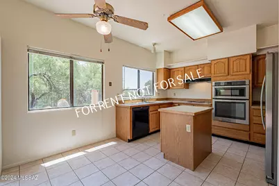 936 E Camino Diestro, Oro Valley, AZ 85704 - Photo 16