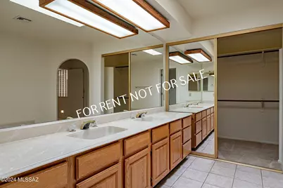 936 E Camino Diestro, Oro Valley, AZ 85704 - Photo 34