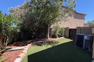1925 S Mcconnell Dr, Tucson, AZ 85710 - Photo 26