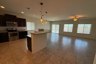 33689 S Presidio Pl, Red Rock, AZ 85145 - Photo 10