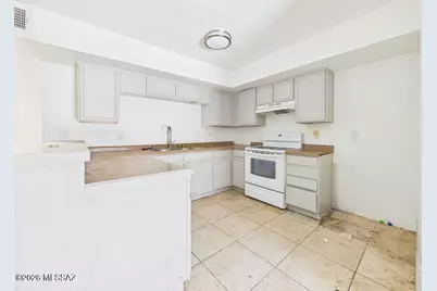 5860 S Del Moral Boulevard, Tucson, AZ 85706 - Photo 6