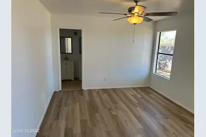 4731 W Juneberry Lane, Tucson, AZ 85742 - Photo 8