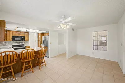 9860 N Longford Drive, Tucson, AZ 85742 - Photo 10