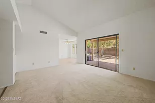 9860 N Longford Dr, Tucson, AZ 85742 - Photo 4