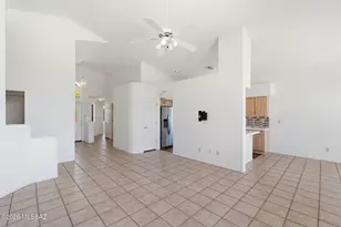 430 E Desert Golf Pl, Oro Valley, AZ 85737 - Photo 12